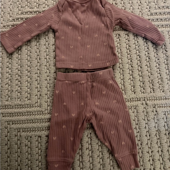 Pink Heart Patterned Newborn Matching Set - Picture 1 of 1